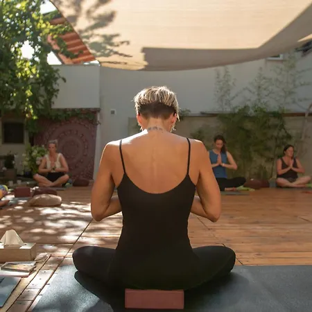 Yoga, Bed & Vegan Breakfast *