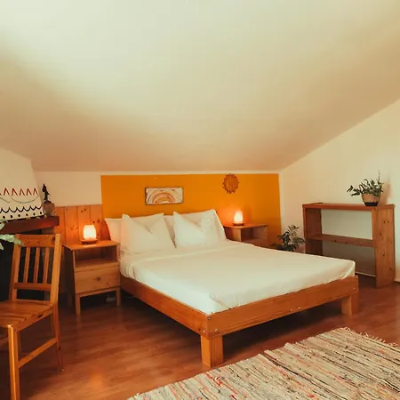 Yoga, Bed & Vegan Breakfast *